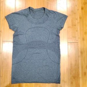 Lululemon swiftly tech short sleeve